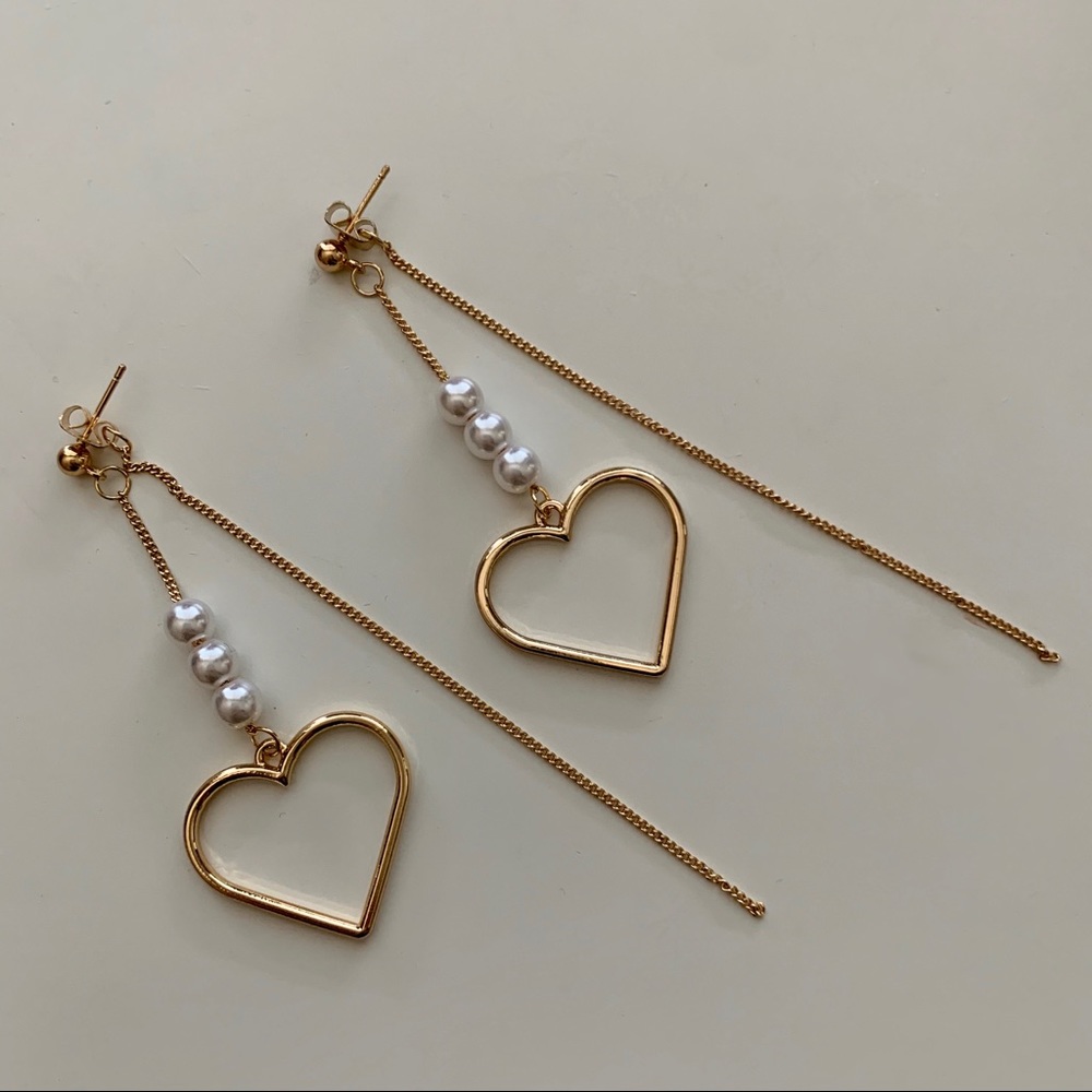 Dangling Heart Earrings [ still available ]